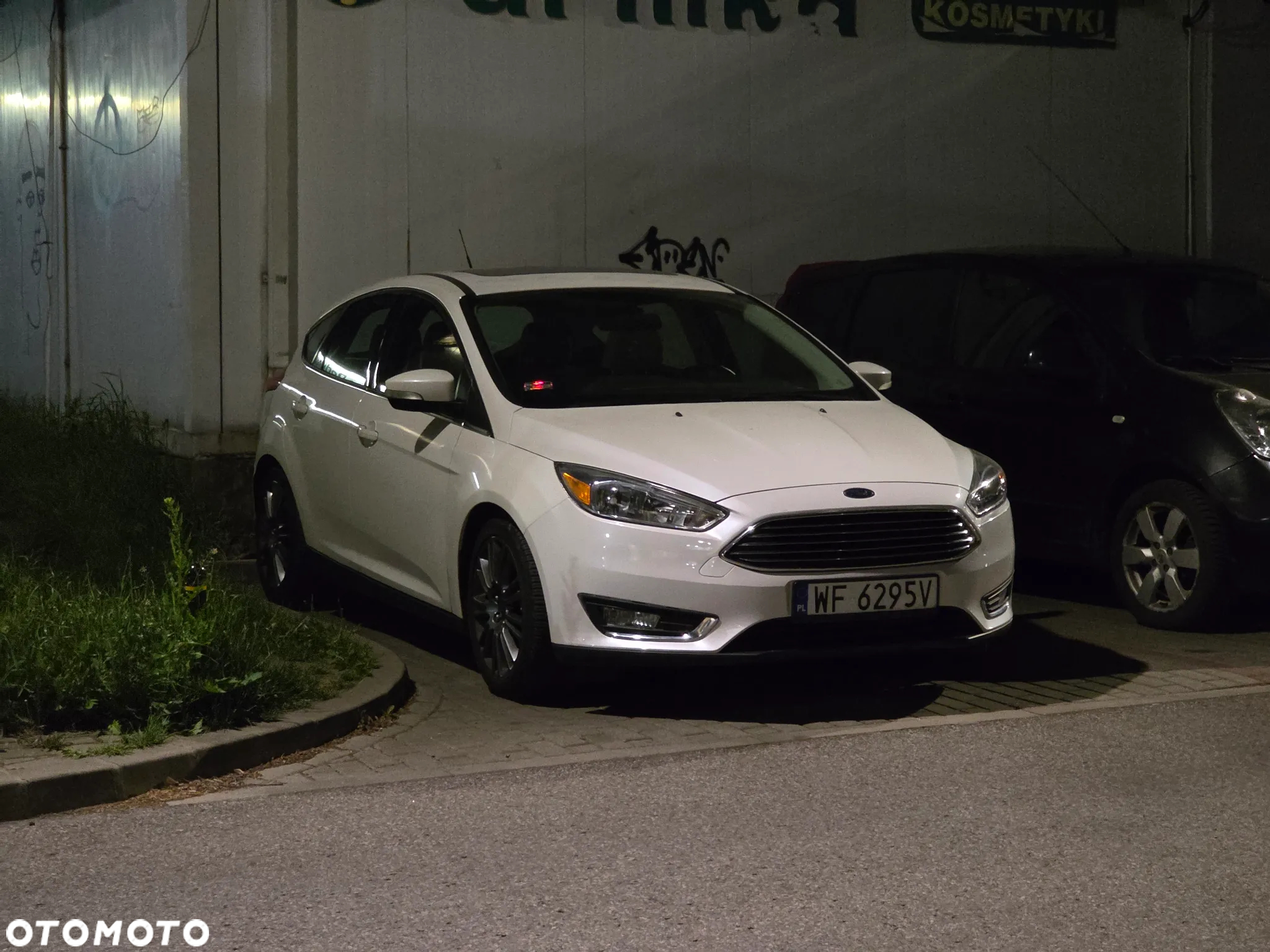 Ford Focus - 36