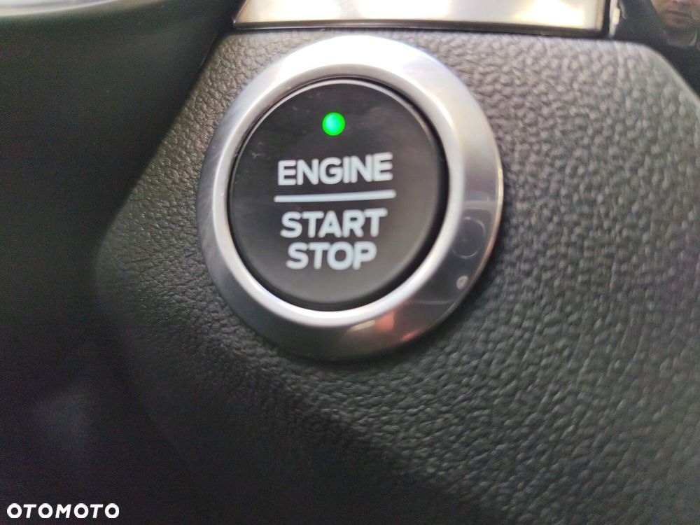 Ford Kuga - 23