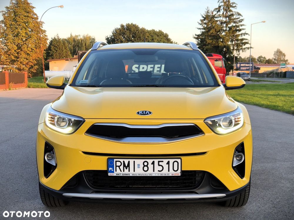 Kia Stonic 1.4 L - 8