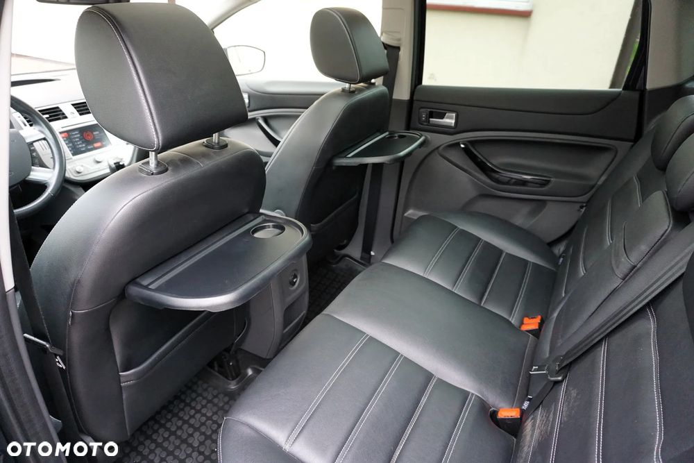 Ford Kuga 2.5 4x4 Titanium - 7