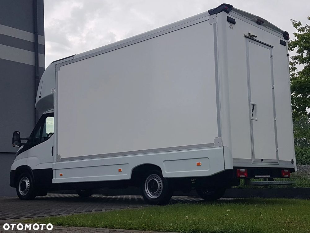 Iveco DAILY KONTENER NISKOPODŁOGOWY 4,43x2,23x2,42 SKLEP BAR FOODTRUCK KAMPER KLIMA - 28