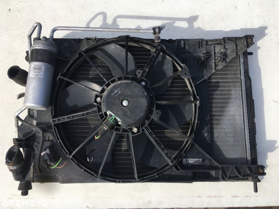 DACIA LOGAN 1,6 16V CHŁODNICA WODY WENTYLATOR - 1