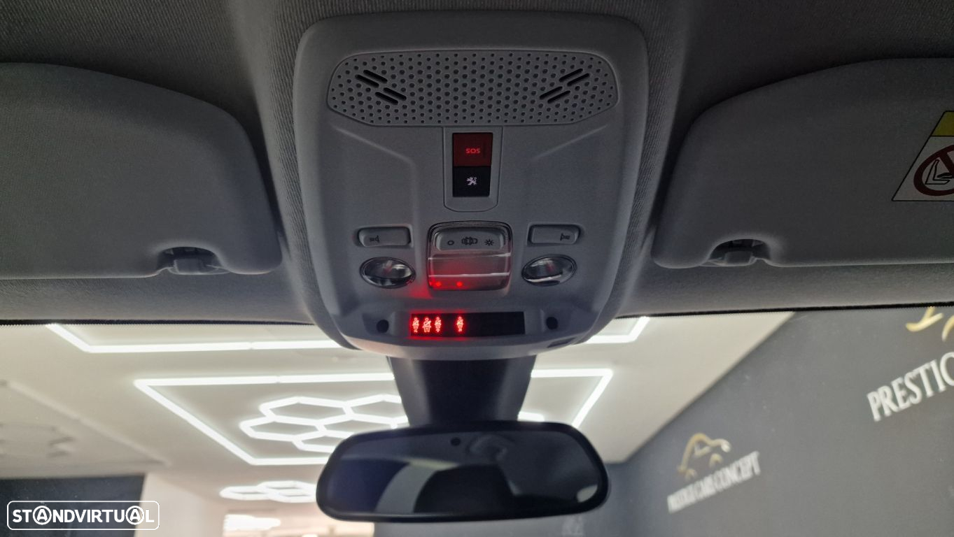 Peugeot 208 1.2 PureTech Allure Pack EAT8 - 45