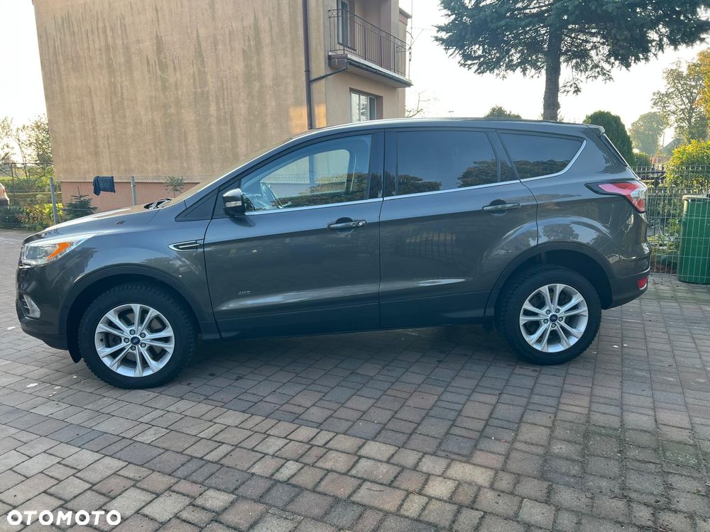 Ford Kuga - 4