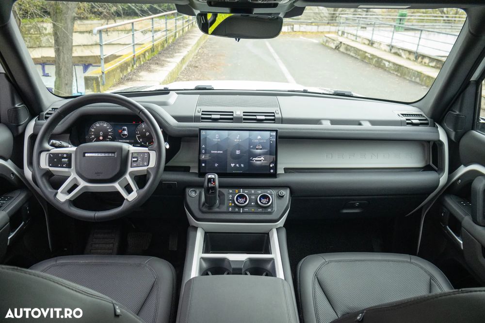 Land Rover Defender 110 3.0 D300 MHEV X-Dynamic SE - 16