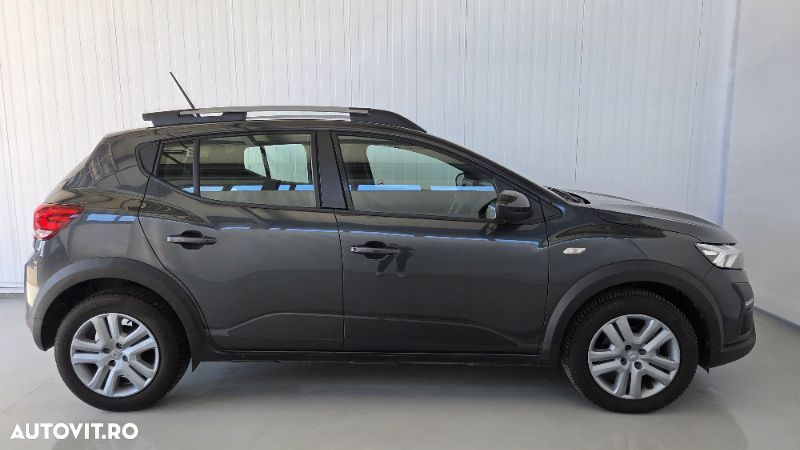 Dacia Sandero Stepway TCe 90 MT6 Comfort - 4