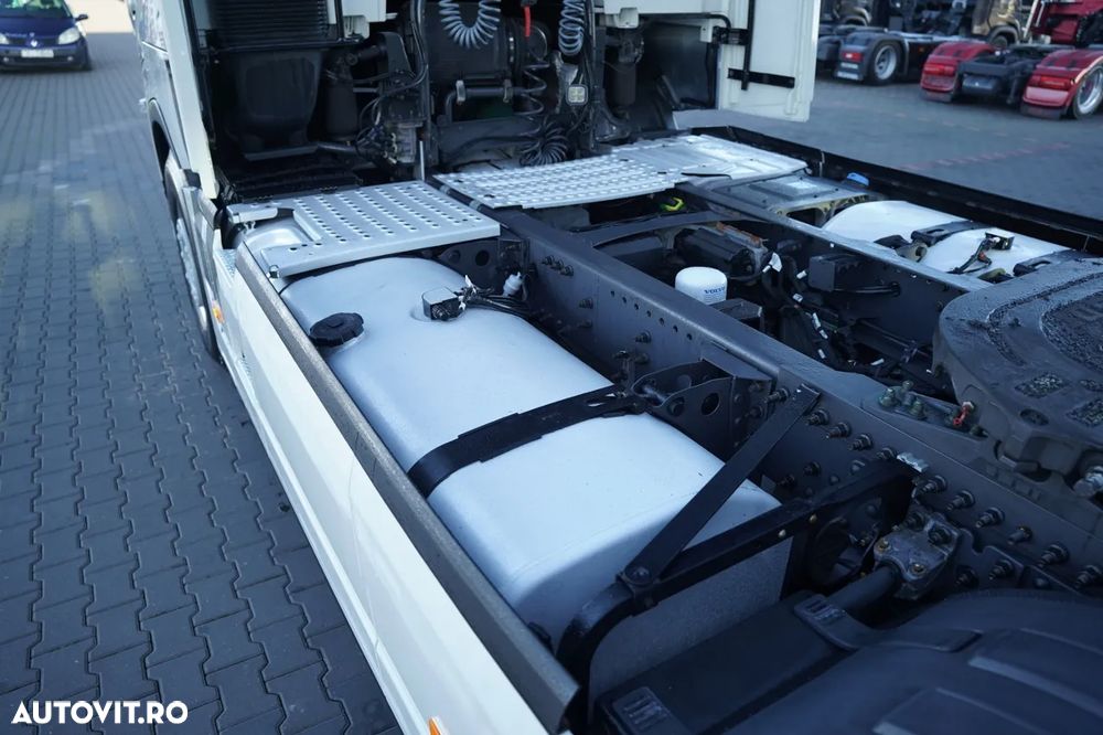Volvo FH 500 / XXL / NON-I-SAVE / EURO 6 / ANVELOPE NOI / AER CONDIȚIONAT DE STAȚIONARE / I-SHIFT / PROVENIT DIN CONTRACT DE SERVICE / - 13