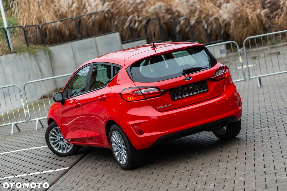 Ford Fiesta - 17