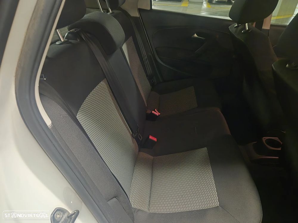 VW Polo 1.2 Confortline - 27