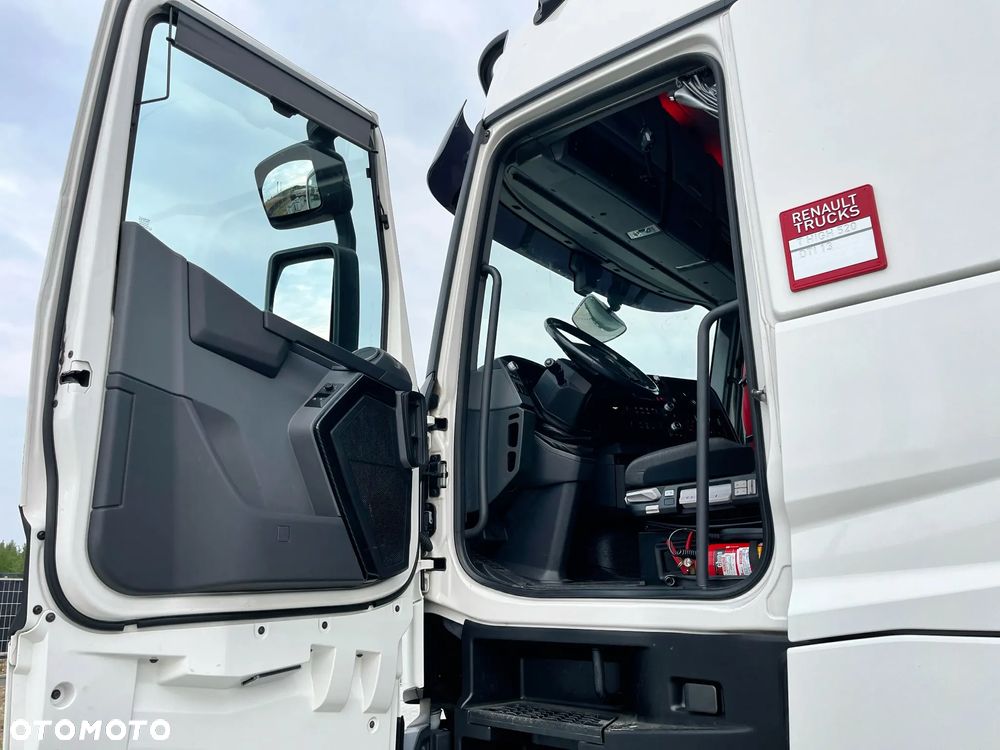 Renault T520 HIGH EVO - 13