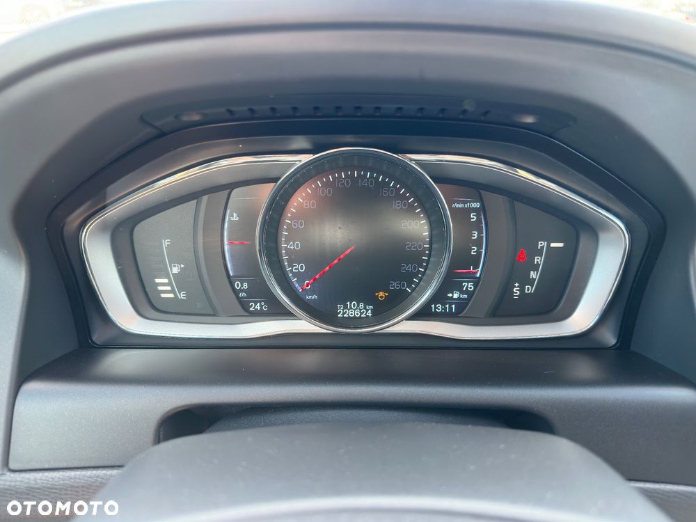 Volvo XC 60 D4 AWD Momentum - 15