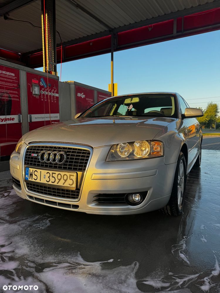 Audi A3 Sportback 1.6 Ambiente - 1