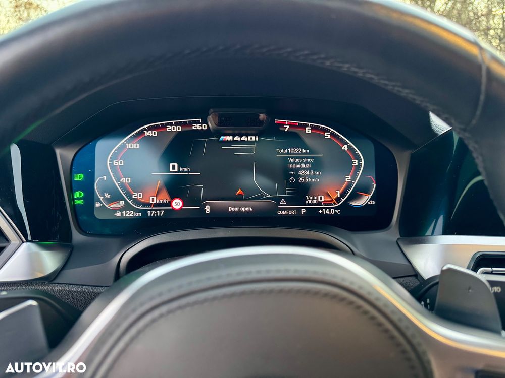 BMW M4 M440i xDrive Gran Coupe - 32