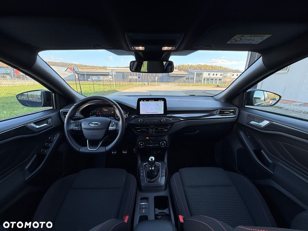 Ford Focus 1.0 EcoBoost ST-Line - 29