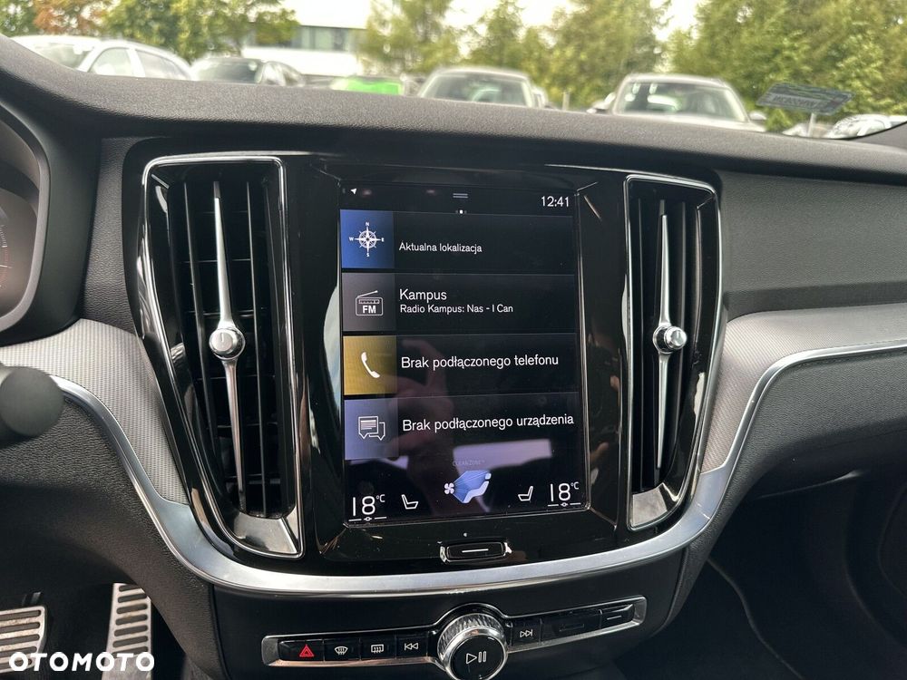 Volvo S60 B4 B R-Design - 16