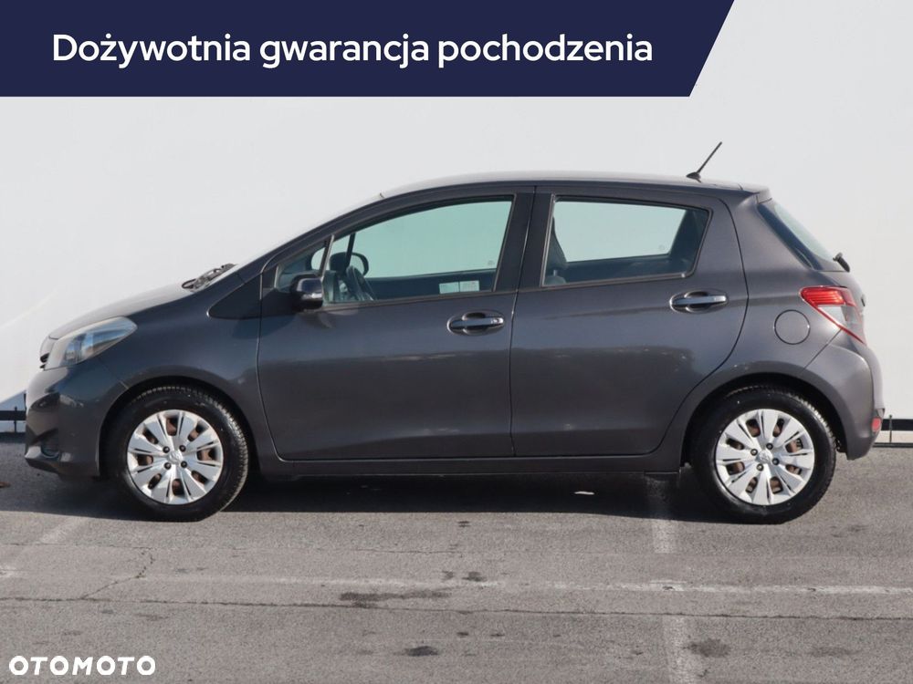 Toyota Yaris 2014 photo 3