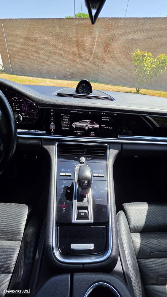 Porsche Panamera 4 E-Hybrid Platinum Edition - 6