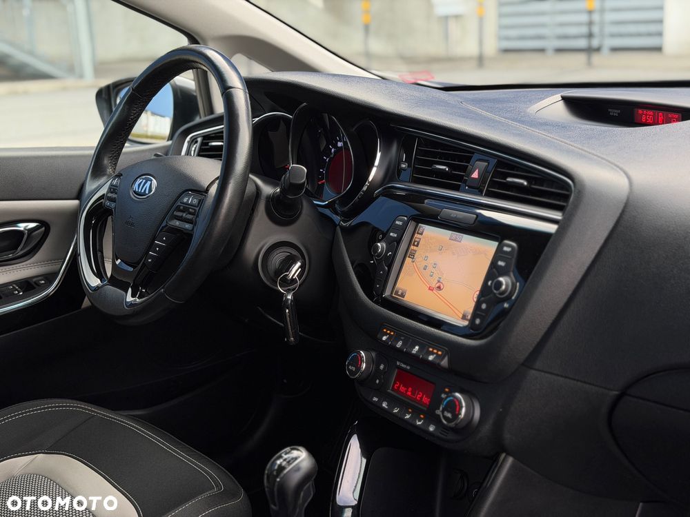 Kia Ceed 1.6 CRDi L - 26