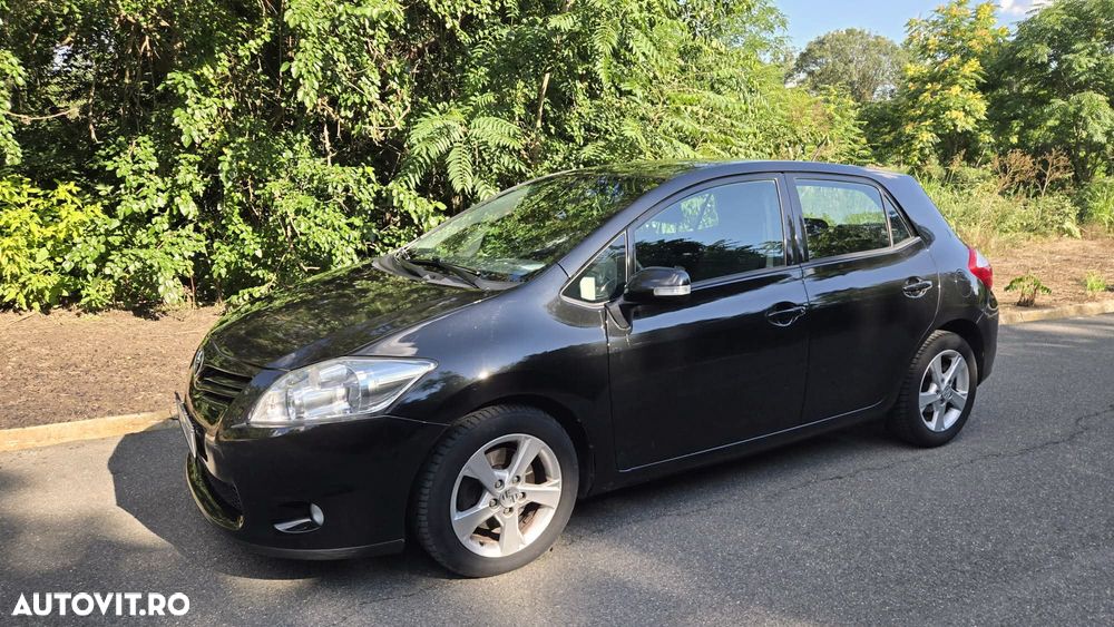 Toyota Auris - 2
