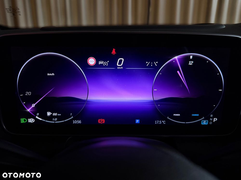 Mercedes-Benz GLC 300 4Matic 9G-TRONIC AMG Line - 13