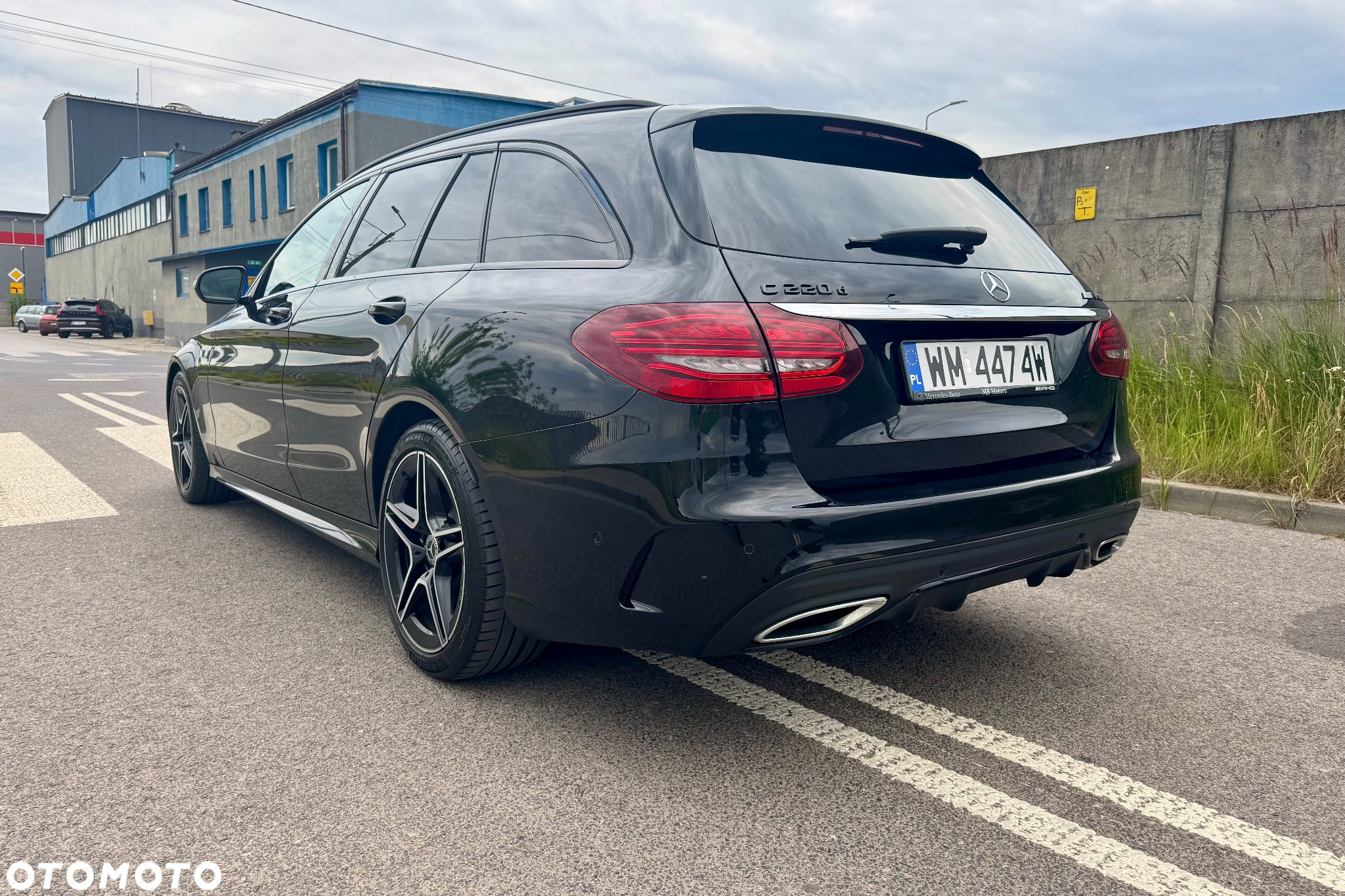 Mercedes-Benz Klasa C 220 d T 9G-TRONIC AMG Line - 4