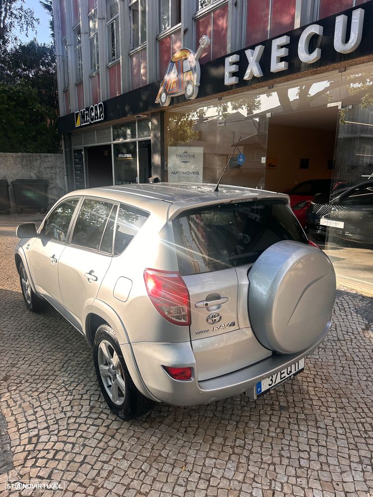 Toyota RAV4 2.2 D-4D X NAVI+RF+BM - 8