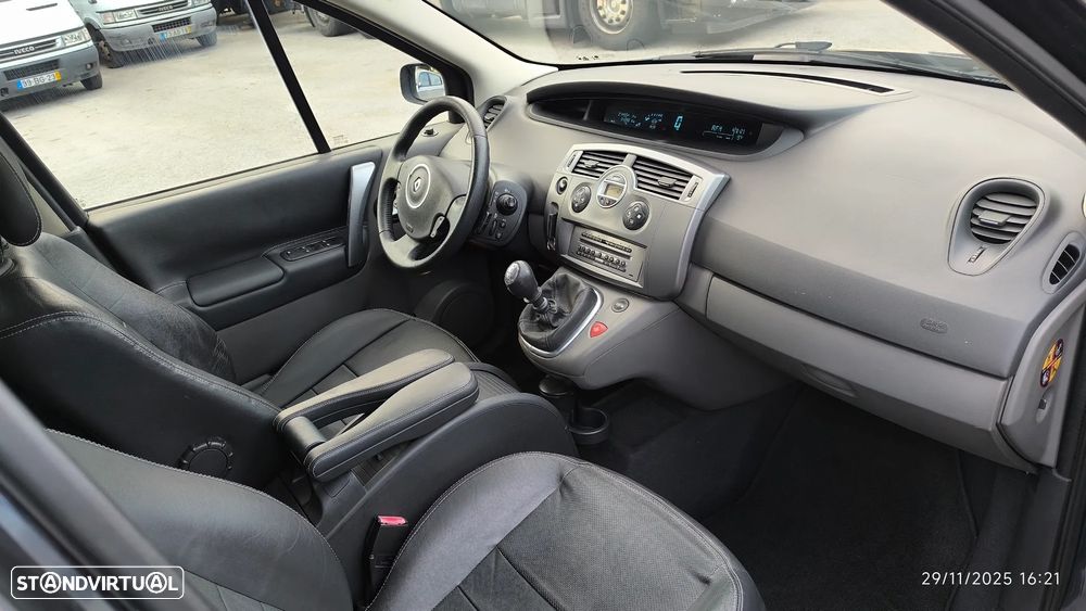 Renault Scénic 1.5 dCi Dynamique S - 7