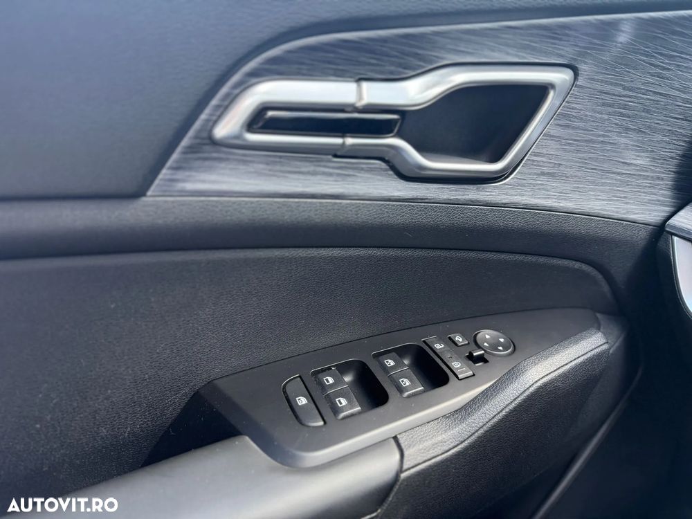 Kia Sportage 1.6 T-GDI MHEV 7DCT HP 4x4 Business Line - 15