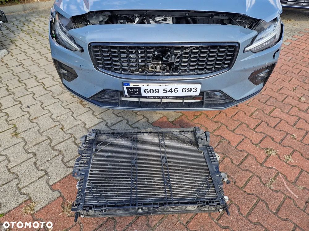 Volvo V60 B4 D Plus Dark - 26