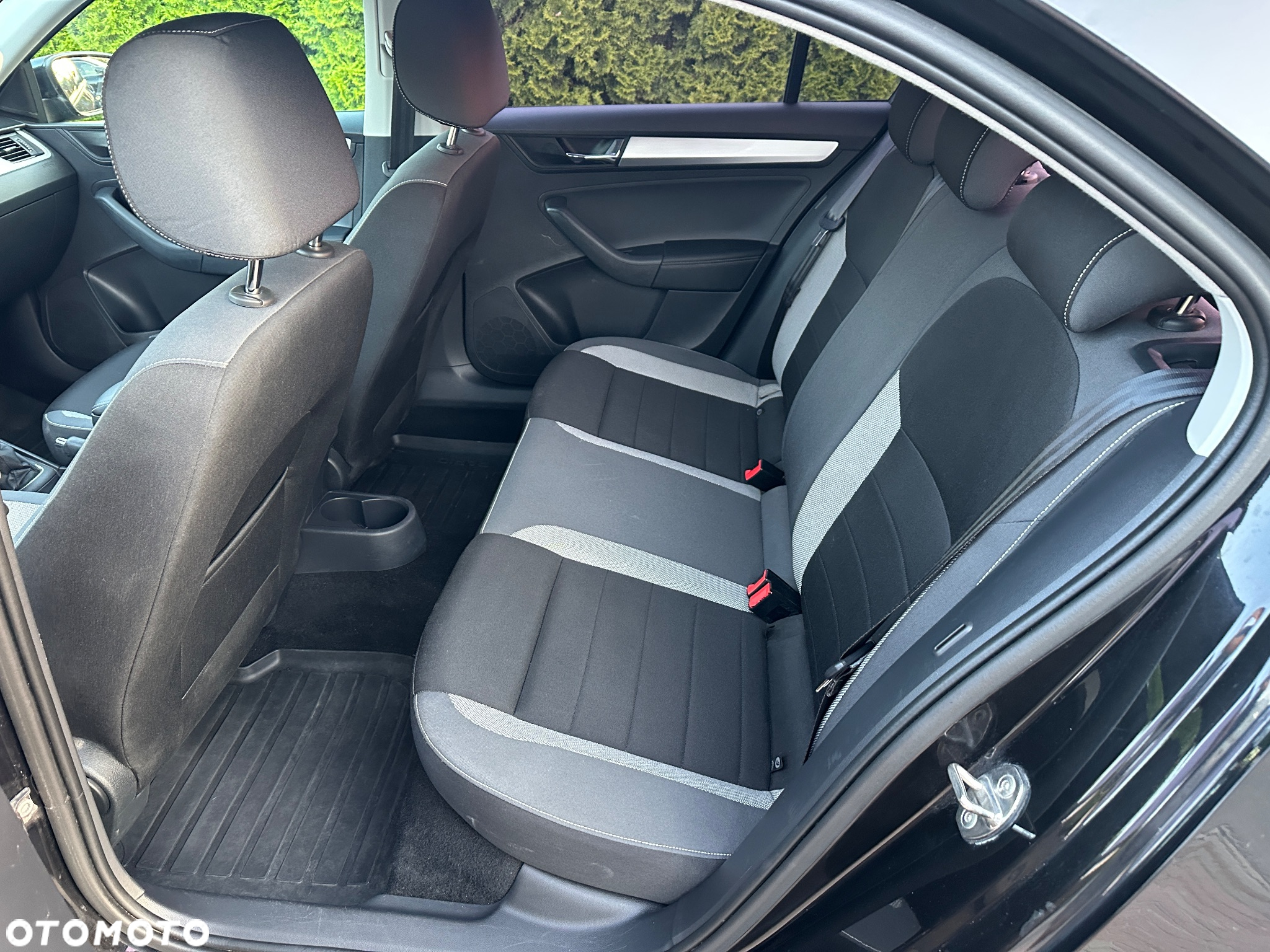Skoda RAPID 1.0 TSI Drive - 14