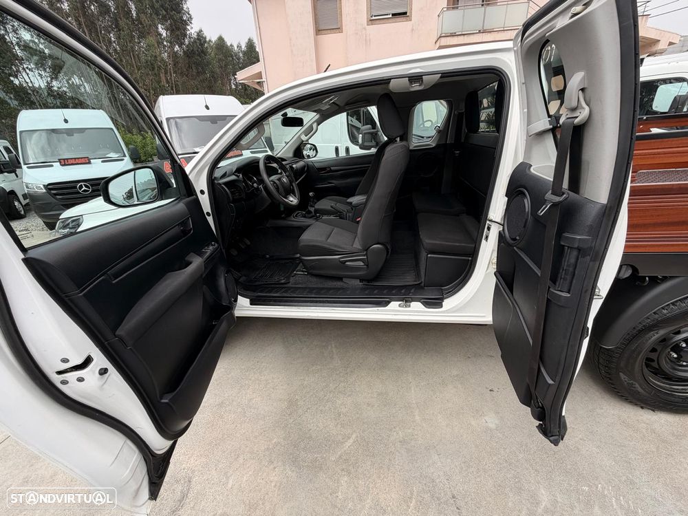 Toyota Hillux 4x4 C/IVA Dedutivel - 13