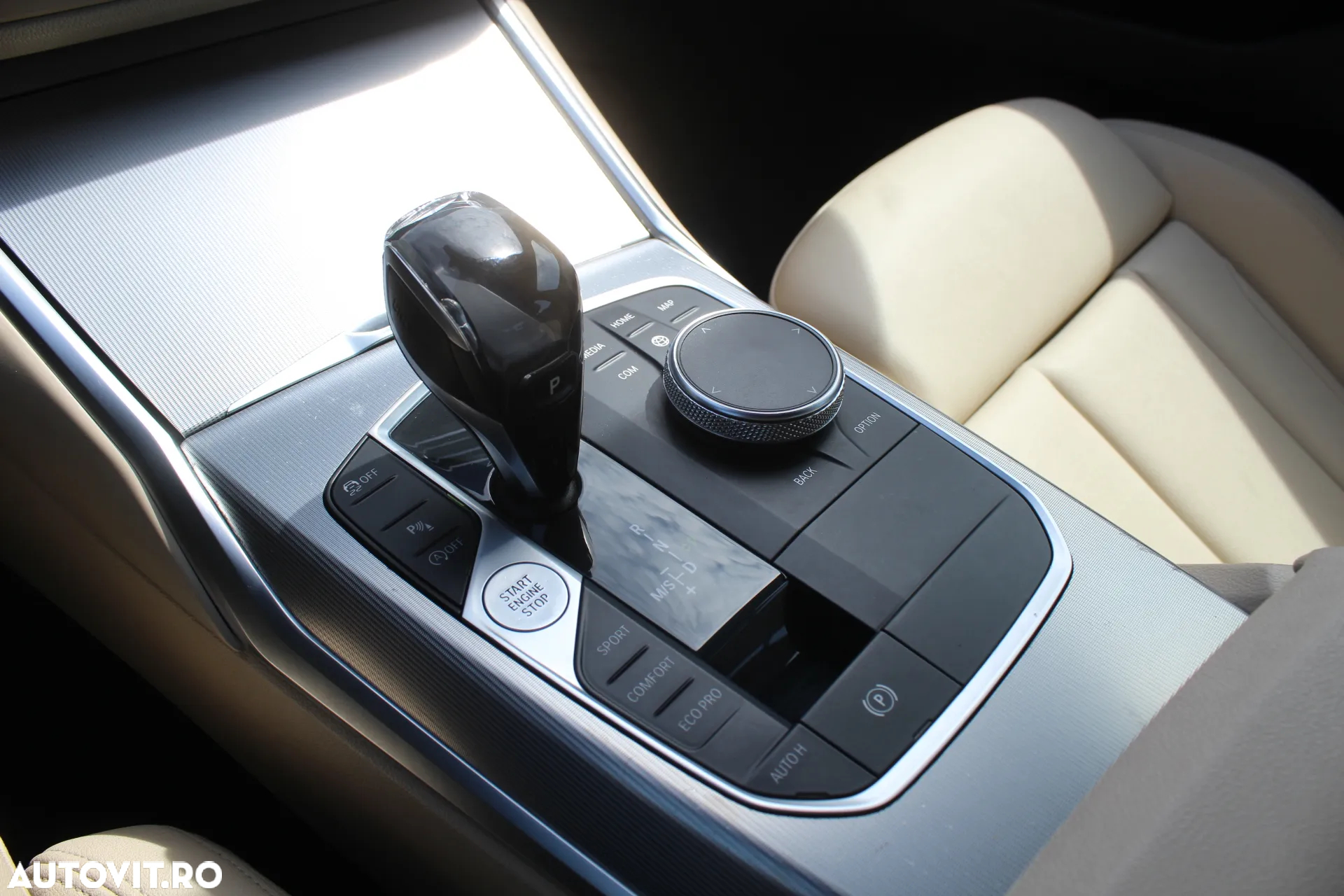 BMW Seria 3 330i AT - 7