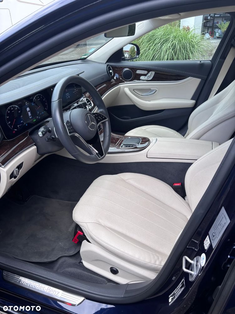 Mercedes-Benz Klasa E 200 Business Edition - 13