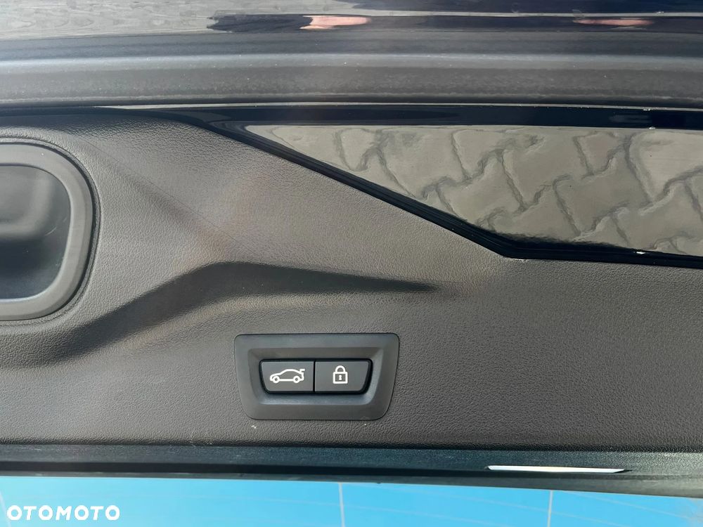 BMW X5 xDrive40i sport - 28