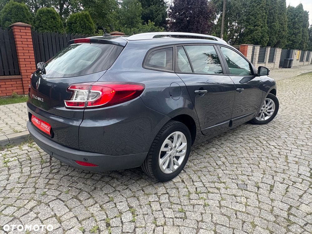 Renault Megane 1.6 16V 110 Paris Business - 10