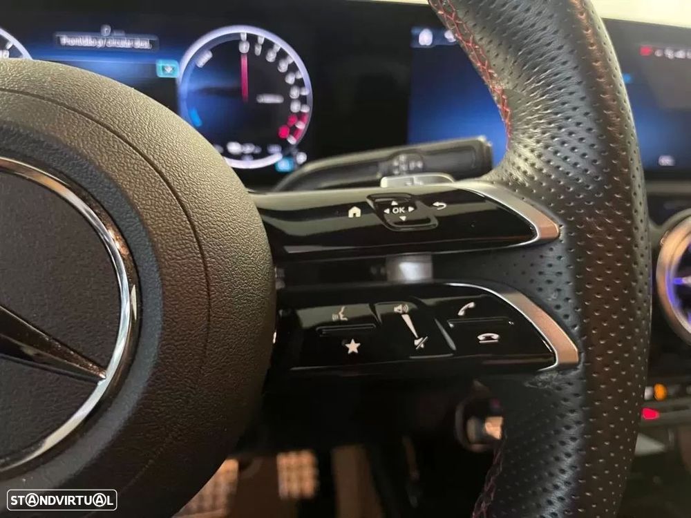 Mercedes-Benz CLA 250 e AMG Line — fotografia 23