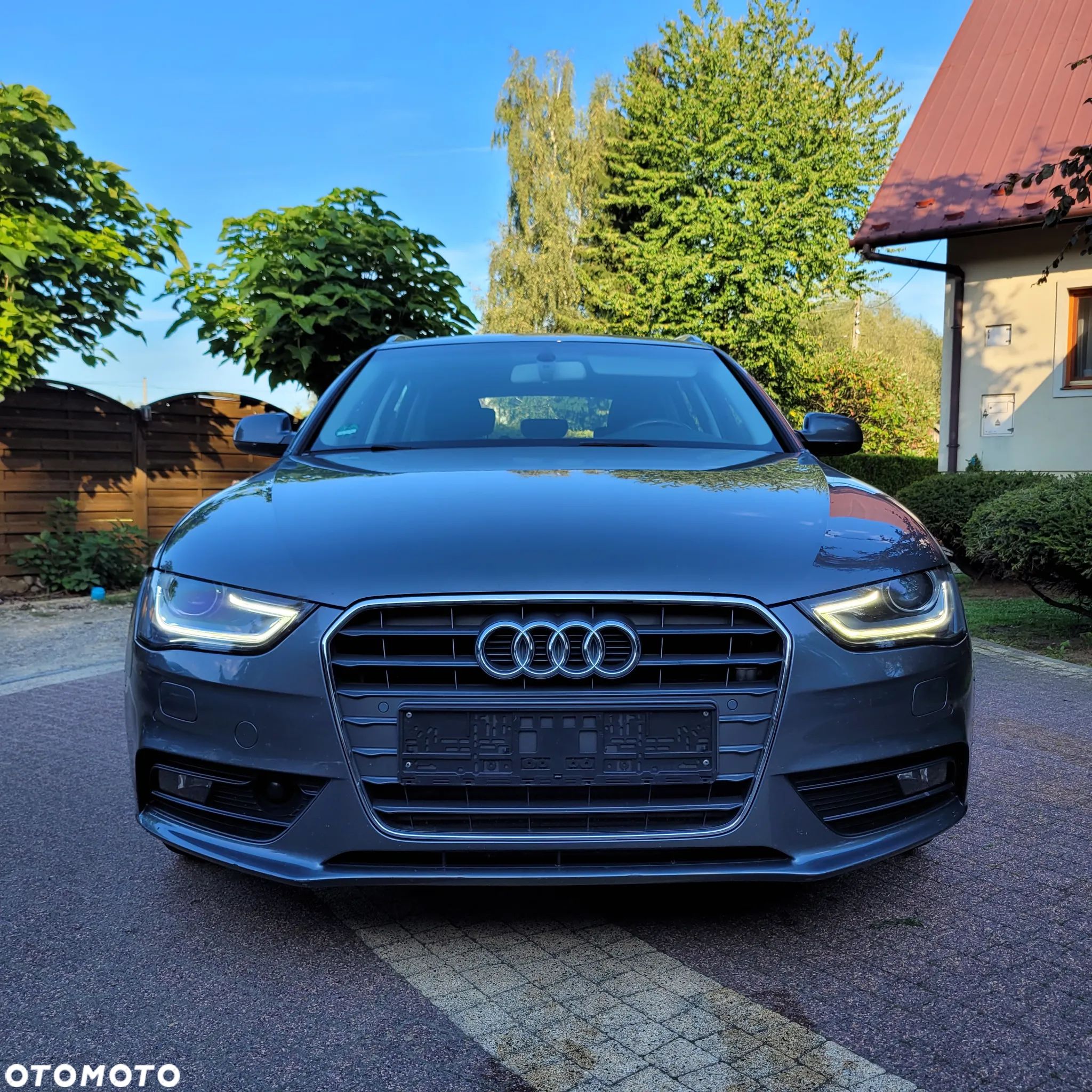 Audi A4 - 1