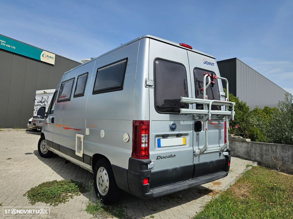 Joint Van Aventura - 3