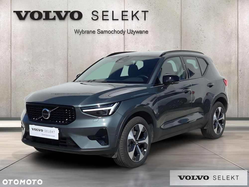Volvo XC 40 B4 Plus Dark - 1