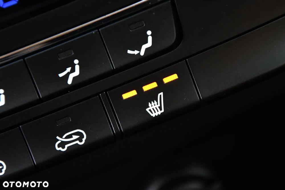 Hyundai Tucson 1.6 GDI BlueDrive Comfort 2WD - 24