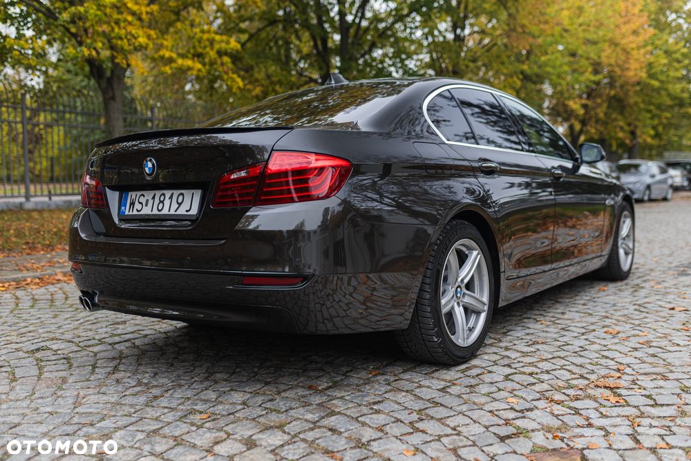 BMW Seria 5 520d xDrive Luxury Line - 13