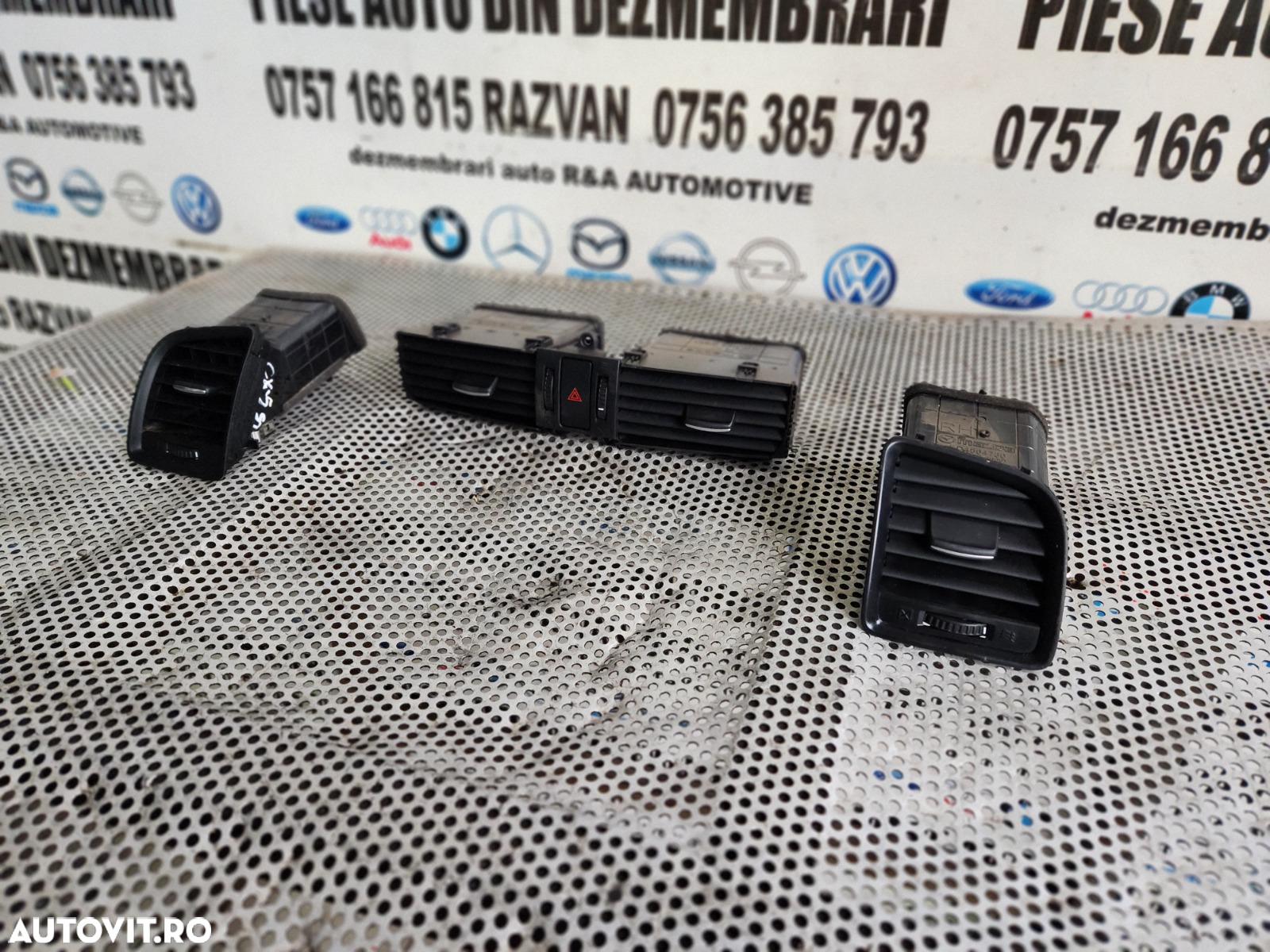 Grile Grila Aerisire Ventilatie Bord Centrala Laterala Mazda CX5 An 2013-2014-2015-2016-2017 Dezmem - 4