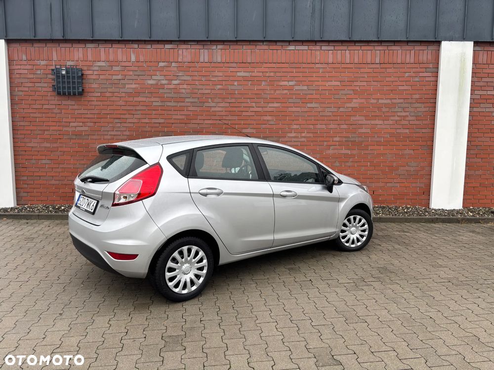 Ford Fiesta 1.25 Trend - 23