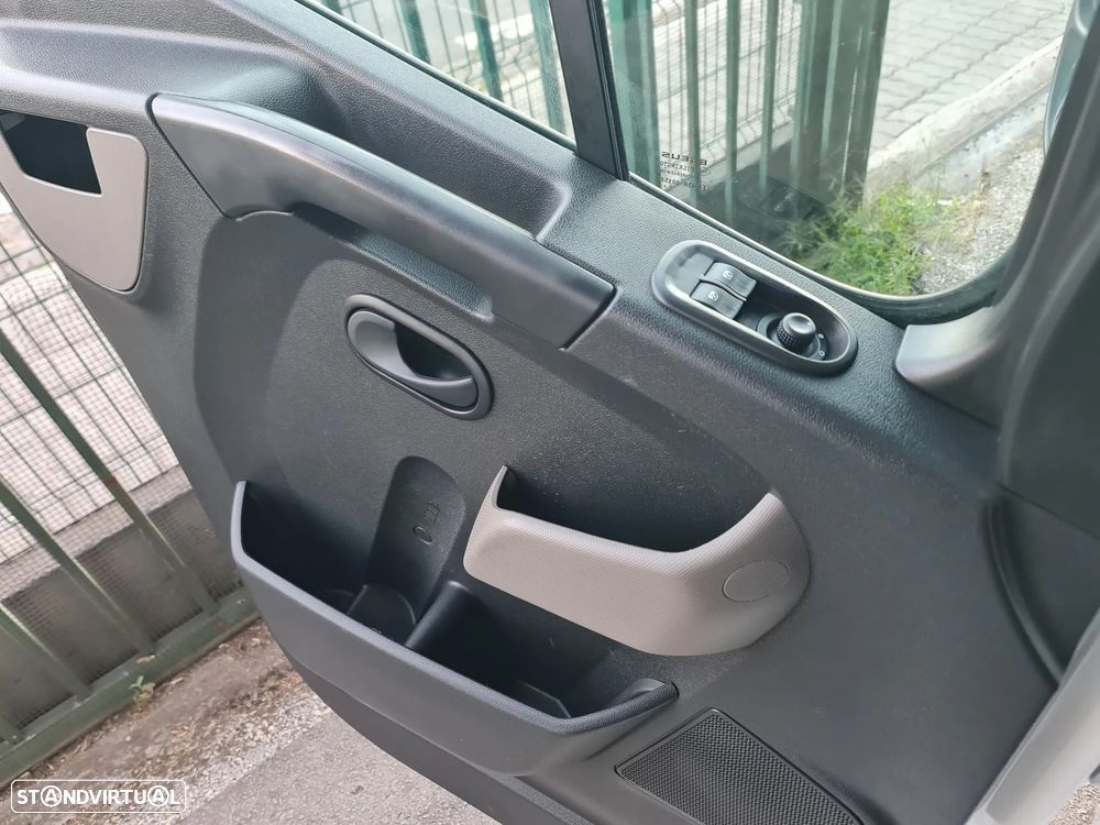 Renault MASTER L1H1 2.3 DCi | C/IVA Dedutível | Galeria Profissional - 32
