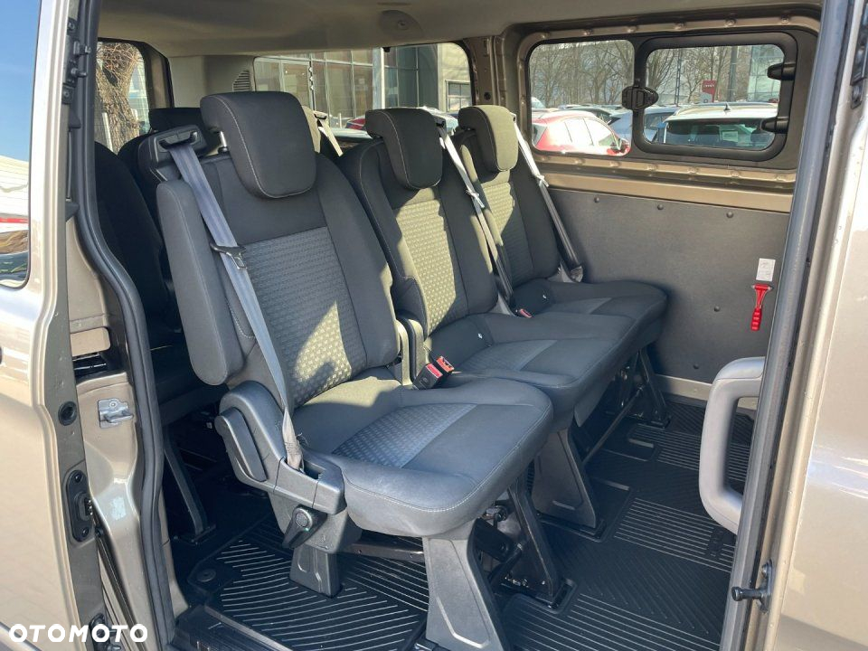 Ford Transit Custom - 11