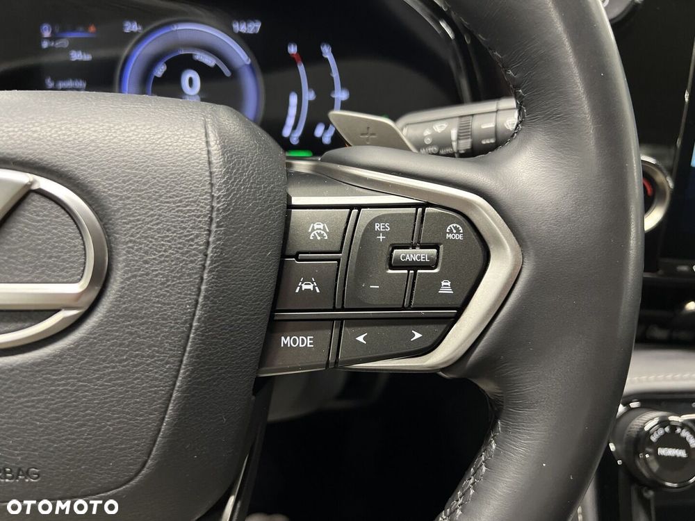 Lexus NX 350h Business AWD - 29