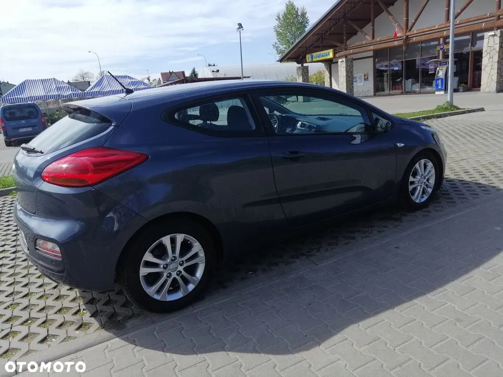 Kia ProCeed - 4