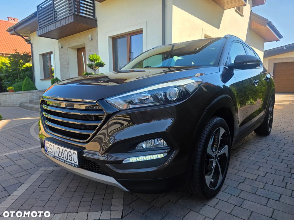 Hyundai Tucson blue 1.7 CRDi 2WD Intro Edition - 22