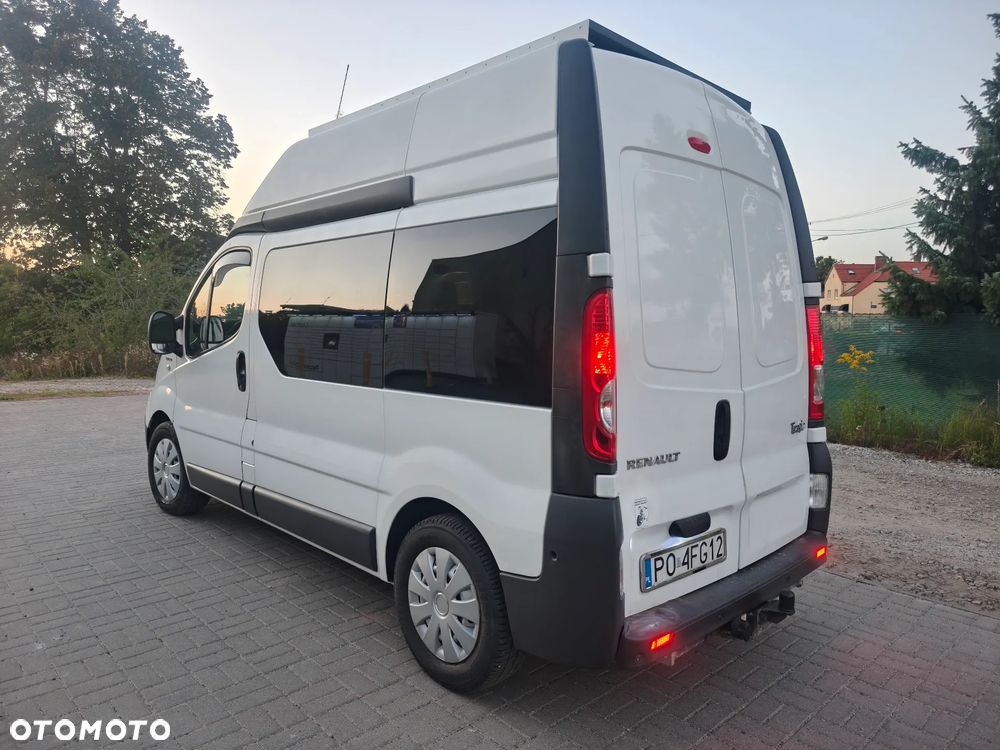 Renault Trafic - 12