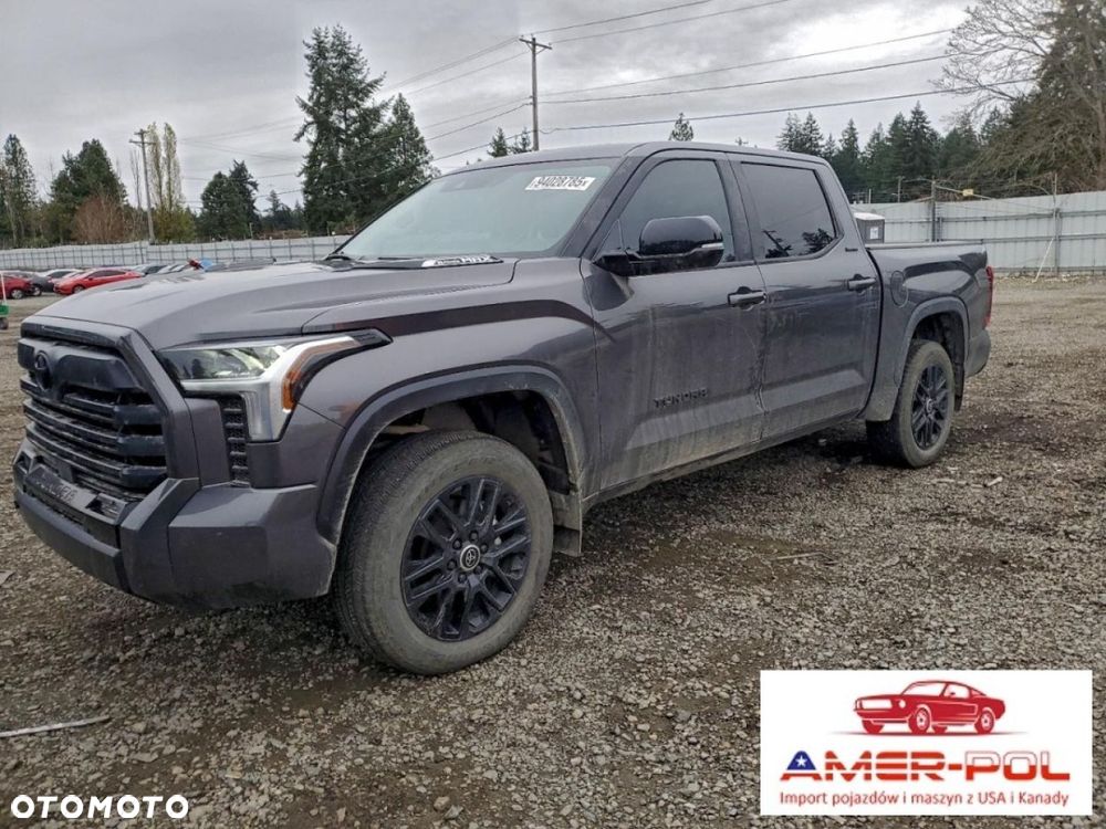Toyota Tundra - 1